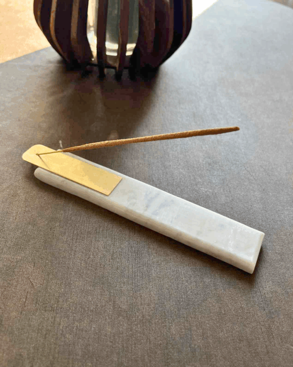 Porte-encens en marbre – Image 2