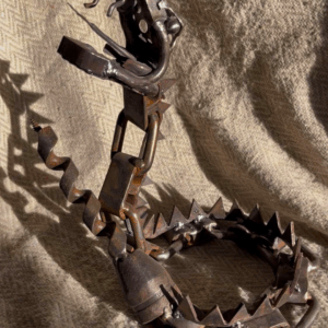 Le Serpent en Métal