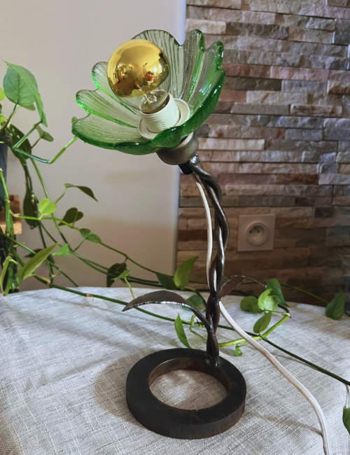 lampe fleur verte